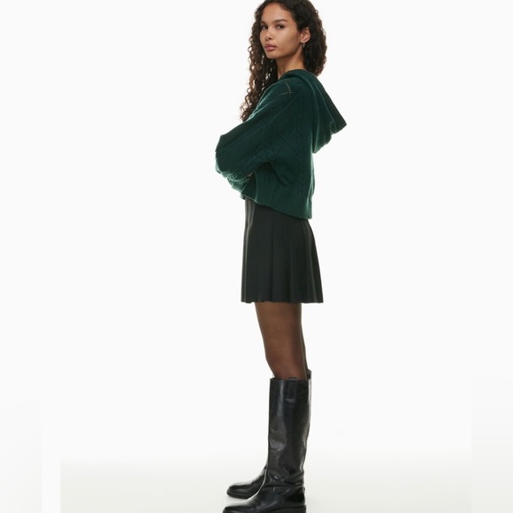 Aritzia Sunday Best Octavia zip up hoodie - Picture 2 of 6